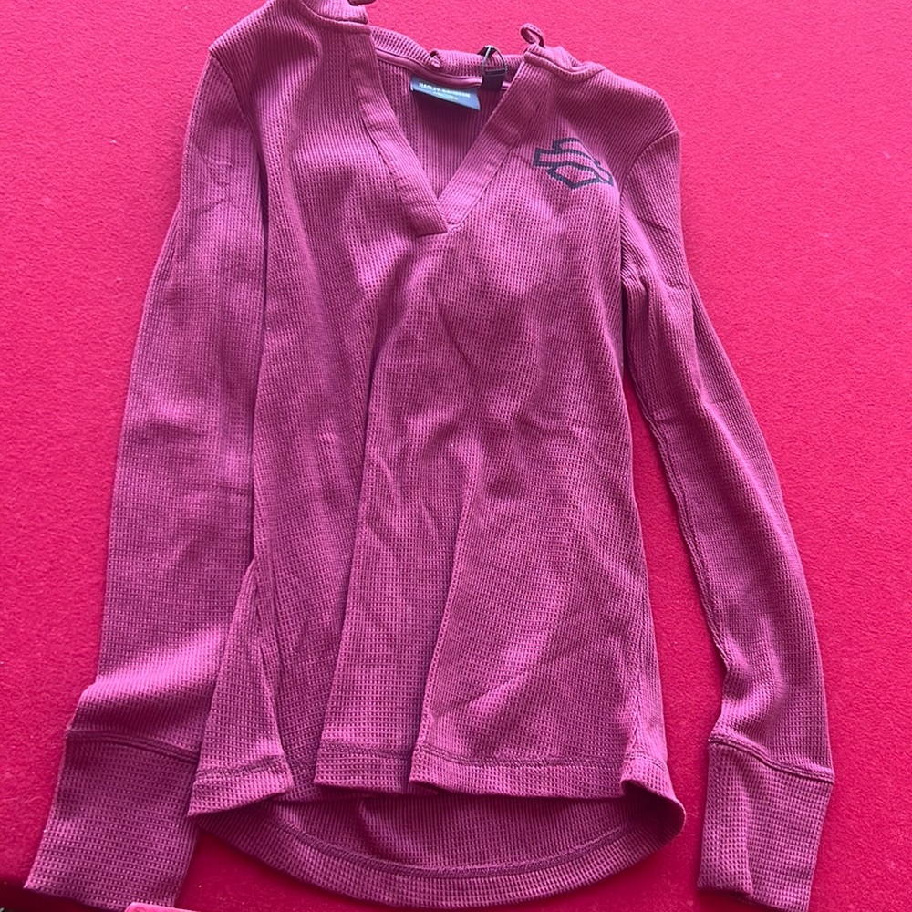 Hooded long sleeve